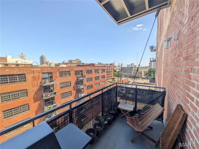 1627 Locust Street 706, St Louis, MO 63103