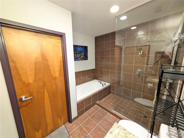 1627 Locust Street 706, St Louis, MO 63103