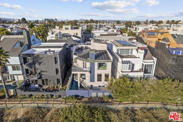 4611 Roma Court, Marina Del Rey, CA 90292