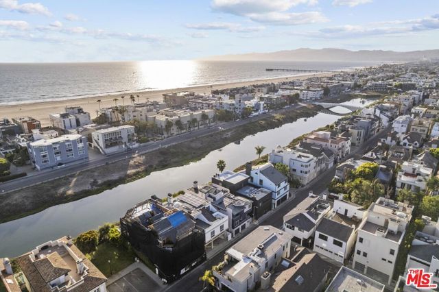4611 Roma Court, Marina Del Rey, CA 90292