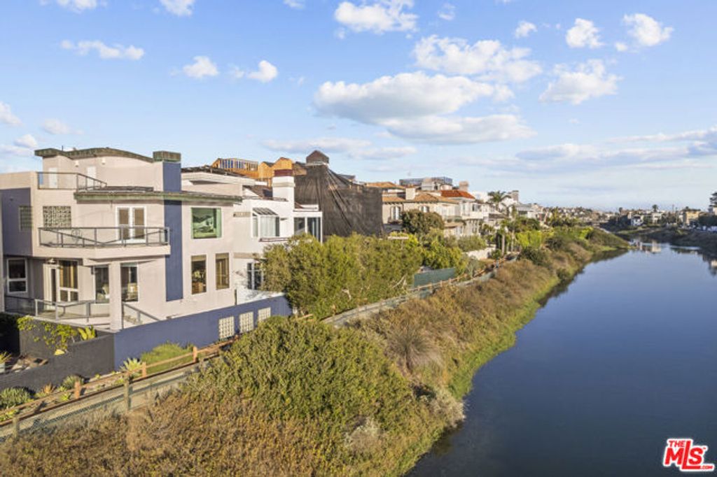 4611 Roma Court, Marina Del Rey, CA 90292