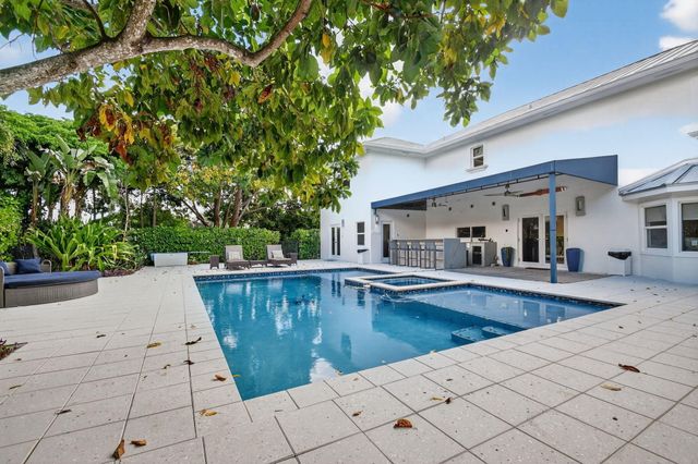 2900 Greenbriar Boulevard, Wellington, FL 33414