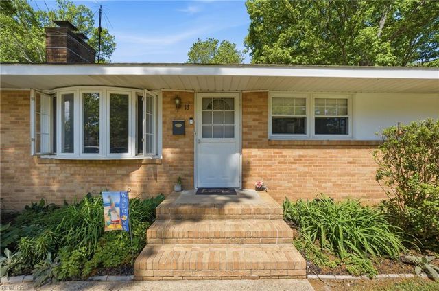 13 Richland DR, Newport News, VA 23608