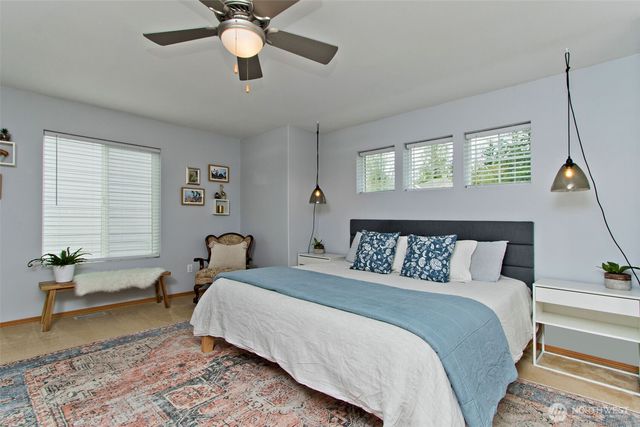 8926 Weiting Avenue SE, Snoqualmie, WA 98065
