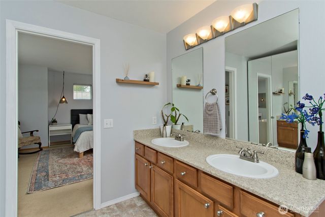 8926 Weiting Avenue SE, Snoqualmie, WA 98065