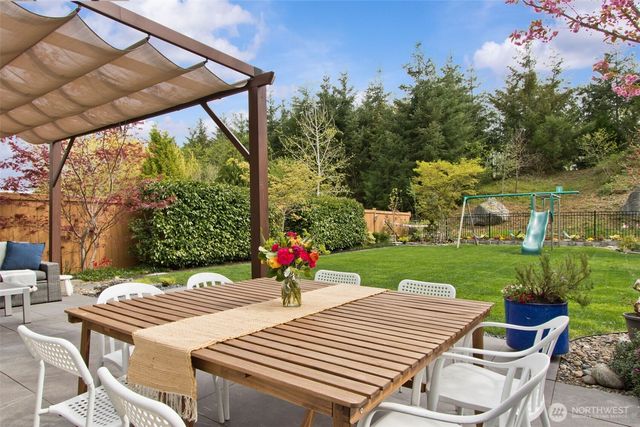 8926 Weiting Avenue SE, Snoqualmie, WA 98065