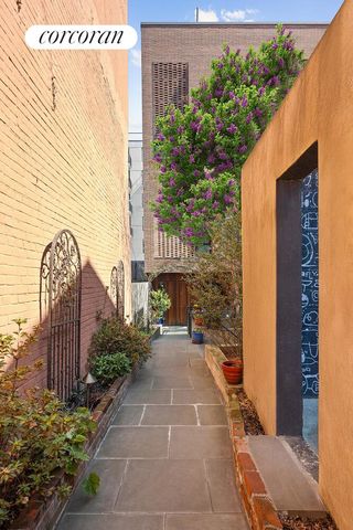 67 DEAN Street, New York City, NY 11201