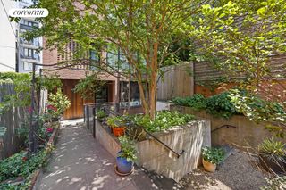 67 DEAN Street, New York City, NY 11201