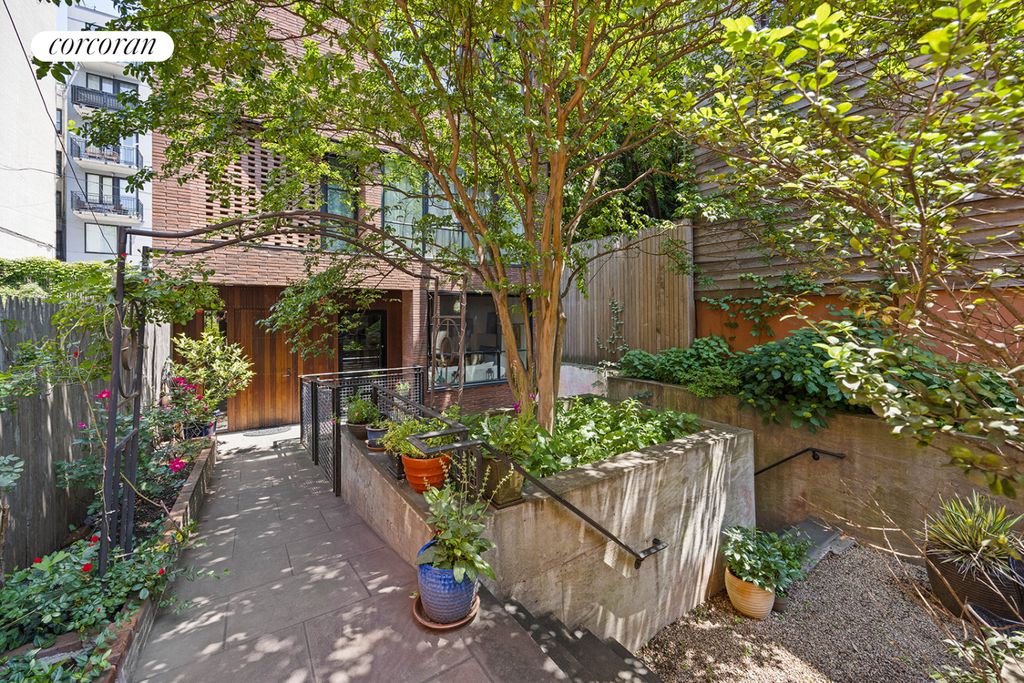 67 DEAN Street, New York City, NY 11201
