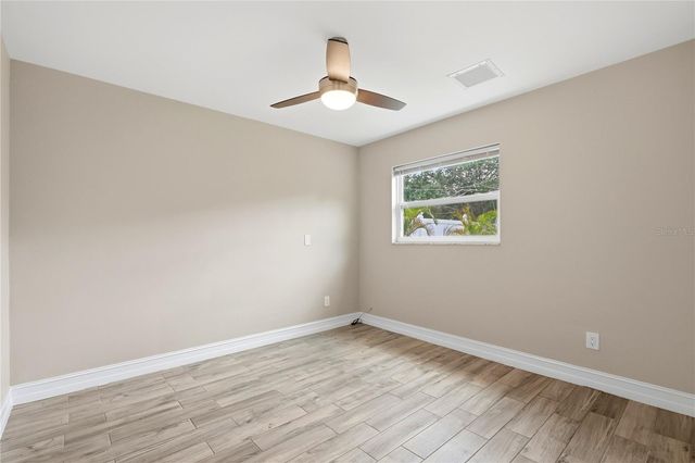 6810 LIVINGSTON AVENUE N, St Petersburg, FL 33702
