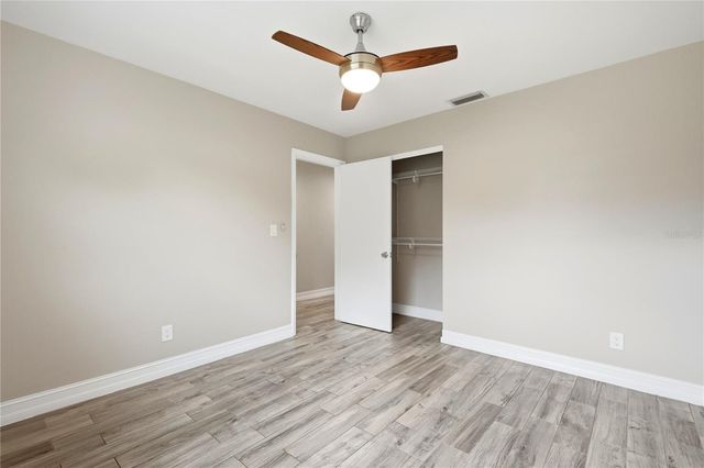6810 LIVINGSTON AVENUE N, St Petersburg, FL 33702