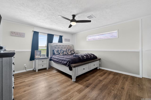 250 Cr 325, Jourdanton, TX 78026