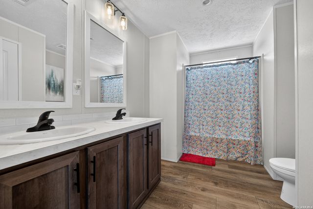 250 Cr 325, Jourdanton, TX 78026
