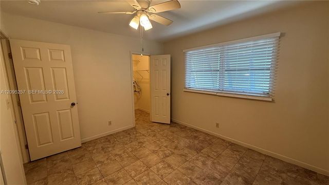 2400 SW 42nd Avenue 1-6, Fort Lauderdale, FL 33317