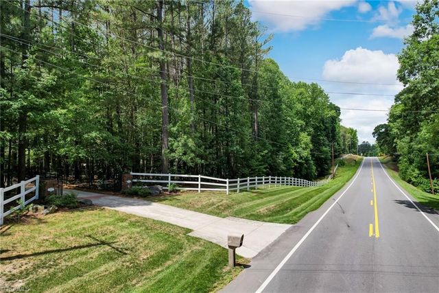 1163 NC Highway 62 W, High Point, NC 27263
