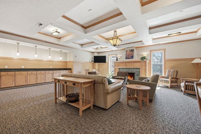 2201 Village Lane A204, Bloomington, MN 55431