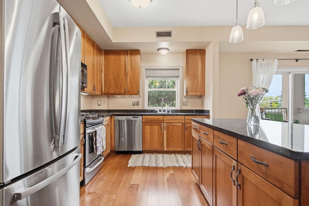 2201 Village Lane A204, Bloomington, MN 55431 — photo 4
