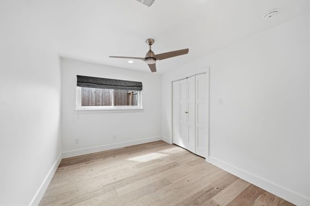 9211 Olathe Street, Houston, TX 77055