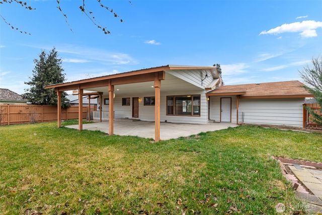 32 Furney Street, Wenatchee, WA 98801