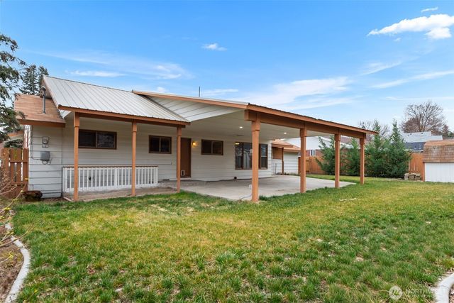 32 Furney Street, Wenatchee, WA 98801