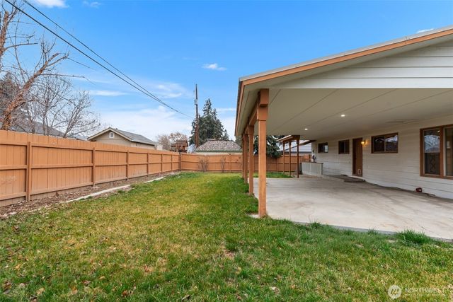 32 Furney Street, Wenatchee, WA 98801