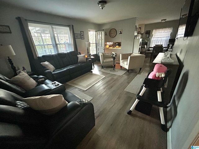 3107 3RD WAY NE, Center Point, AL 35215