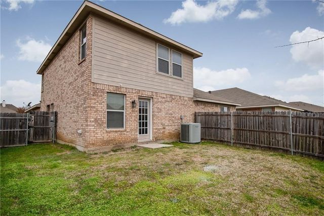 926 Walnut Street, Burleson, TX 76028