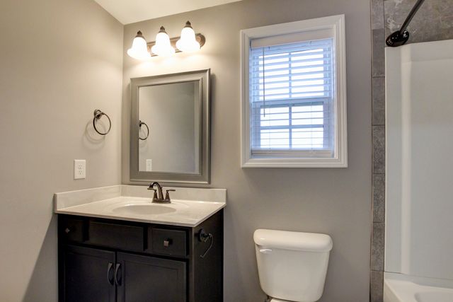 217 Cooper River Way, Clarksville, TN 37042