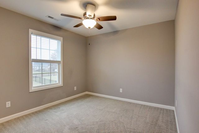 217 Cooper River Way, Clarksville, TN 37042