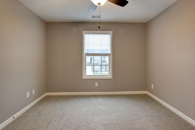 217 Cooper River Way, Clarksville, TN 37042