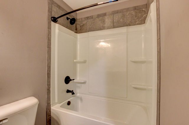 217 Cooper River Way, Clarksville, TN 37042