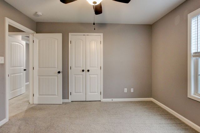 217 Cooper River Way, Clarksville, TN 37042