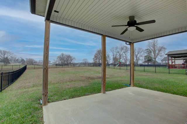 217 Cooper River Way, Clarksville, TN 37042