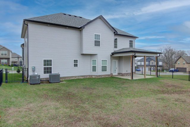 217 Cooper River Way, Clarksville, TN 37042