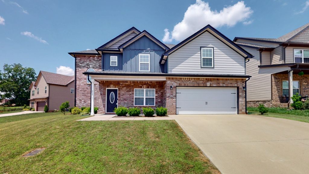 217 Cooper River Way, Clarksville, TN 37042