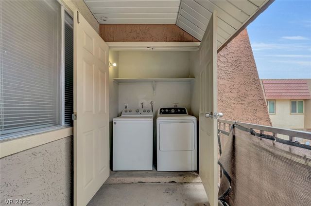 4340 Sandy River Drive 84, Las Vegas, NV 89103