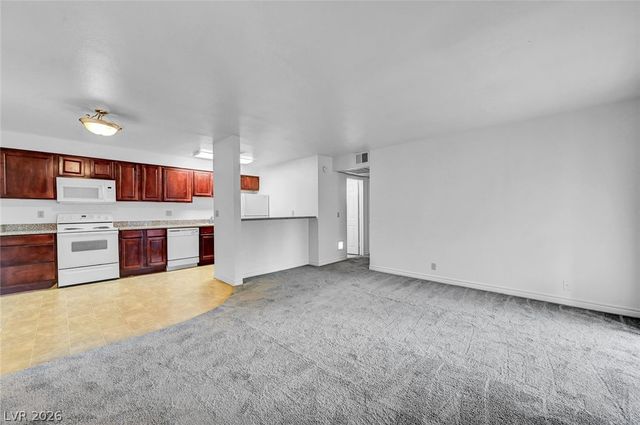 4340 Sandy River Drive 84, Las Vegas, NV 89103