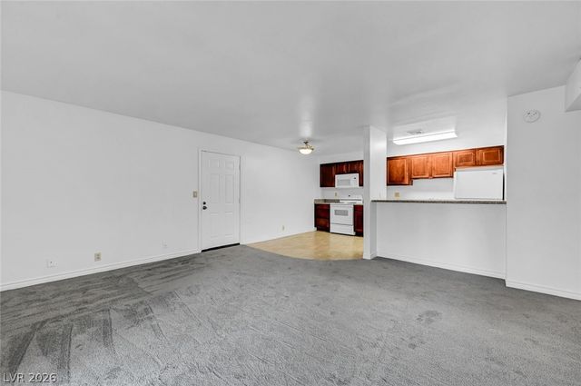 4340 Sandy River Drive 84, Las Vegas, NV 89103