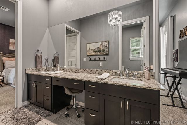 16911 S 321st East Avenue, Coweta, OK 74429