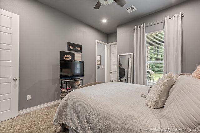 16911 S 321st East Avenue, Coweta, OK 74429