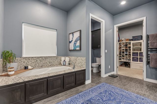 16911 S 321st East Avenue, Coweta, OK 74429