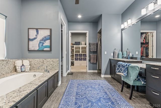 16911 S 321st East Avenue, Coweta, OK 74429