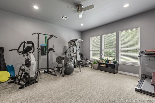 16911 S 321st East Avenue, Coweta, OK 74429