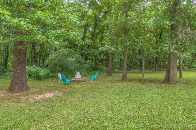 16911 S 321st East Avenue, Coweta, OK 74429