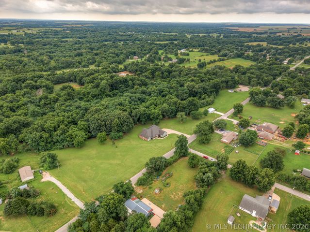 16911 S 321st East Avenue, Coweta, OK 74429