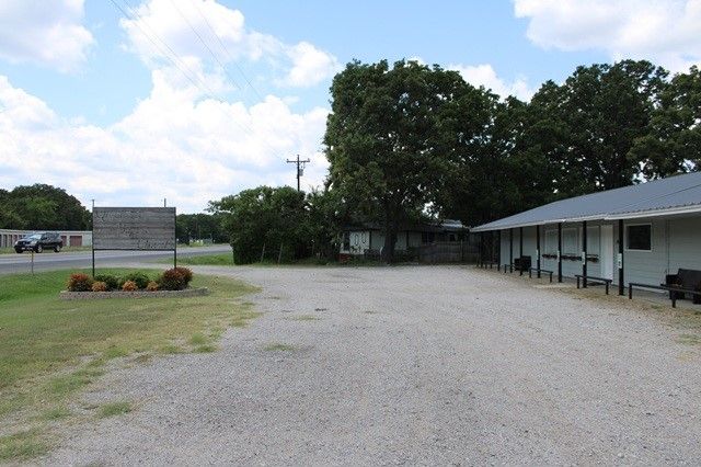 9813 Fm 751, Quinlan, TX 75474