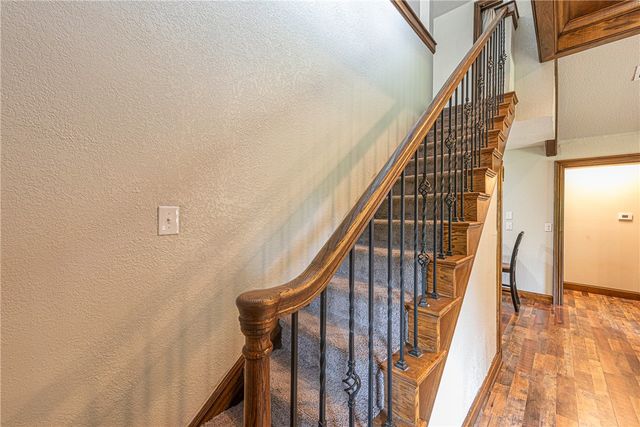 15889 Applehill Road, Prairie Grove, AR 72753