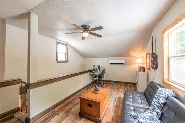15889 Applehill Road, Prairie Grove, AR 72753