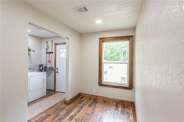 15889 Applehill Road, Prairie Grove, AR 72753