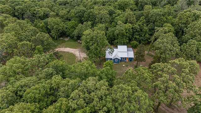 15889 Applehill Road, Prairie Grove, AR 72753